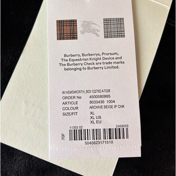 55% off! Authentic Burberry Reversible Recycled Nylon Re:Down® Puffer Jacket XL - Picture 7 of 16